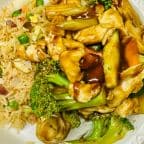 Best Chicken with Mixed Vegetable (Lunch) 什菜鸡(午餐) in Brookville, IN